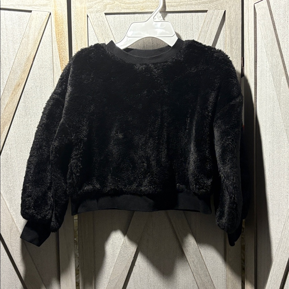 Wonder Nation Black Fuzzy Sweater